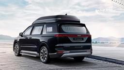 Kia Carnival Rear View